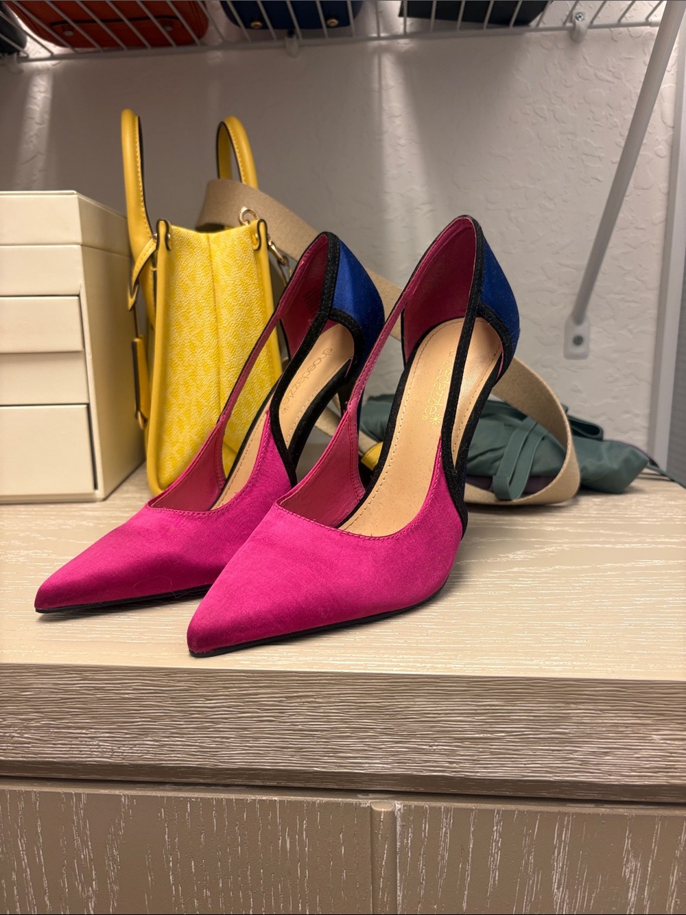 Women's Pink and Blue Pointed Toe Heels - Fashion Pumps